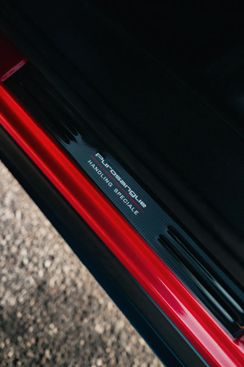 Ferrari Purosangue Handling Speciale
